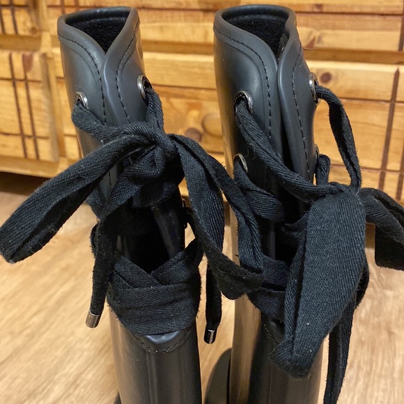 Coach rain boots slightly worn - Picture 4 of 6